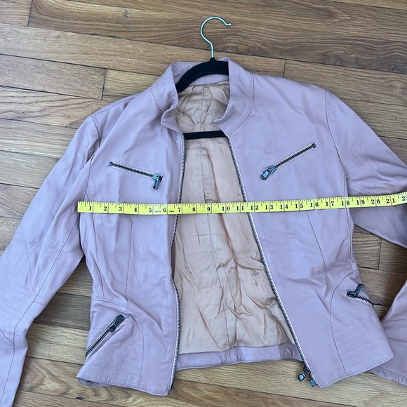Mock neck pink Italian leather jacket - Picture 2 of 2